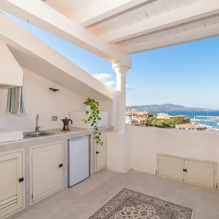 Apartman Clicksardegna Luxury Penthouse With Sea View & Terrace