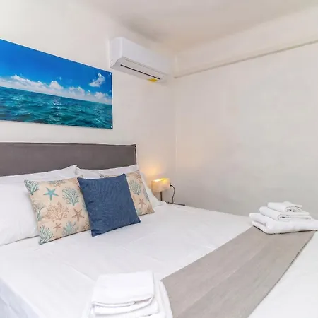 Appartement Clicksardegna Luxury Penthouse With Sea View & Terrace *